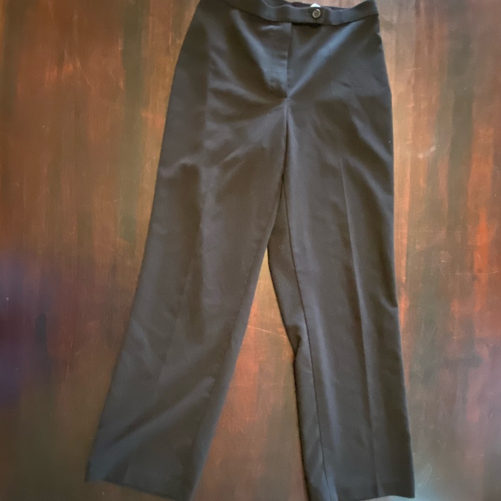 Investments Women’s Black Wide-Leg Trousers, NWOT.
